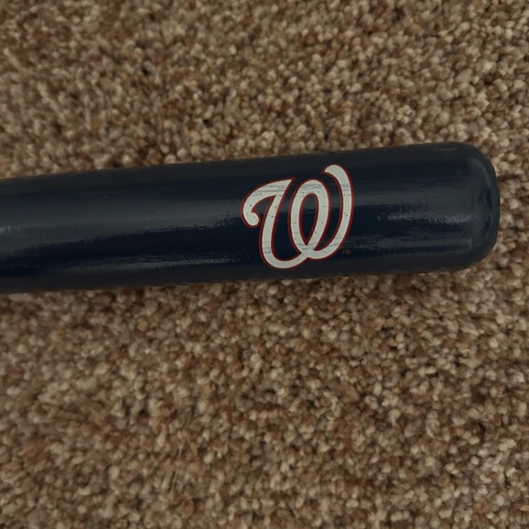 Washington Nationals Louisville Slugger Mini 18” Bat.  Solid wood. - Picture 4 of 6